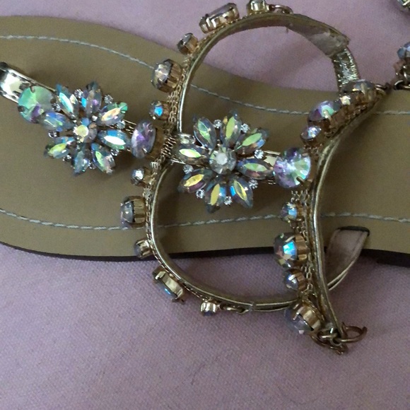 Sandals - Picture 2 of 3